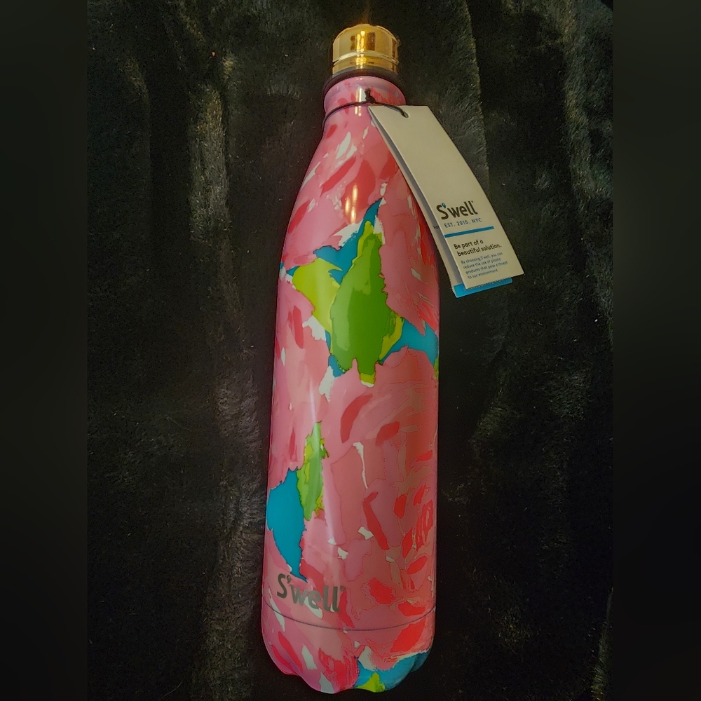 S'well Lilly Pultitzer Bottle 25oz, NWT